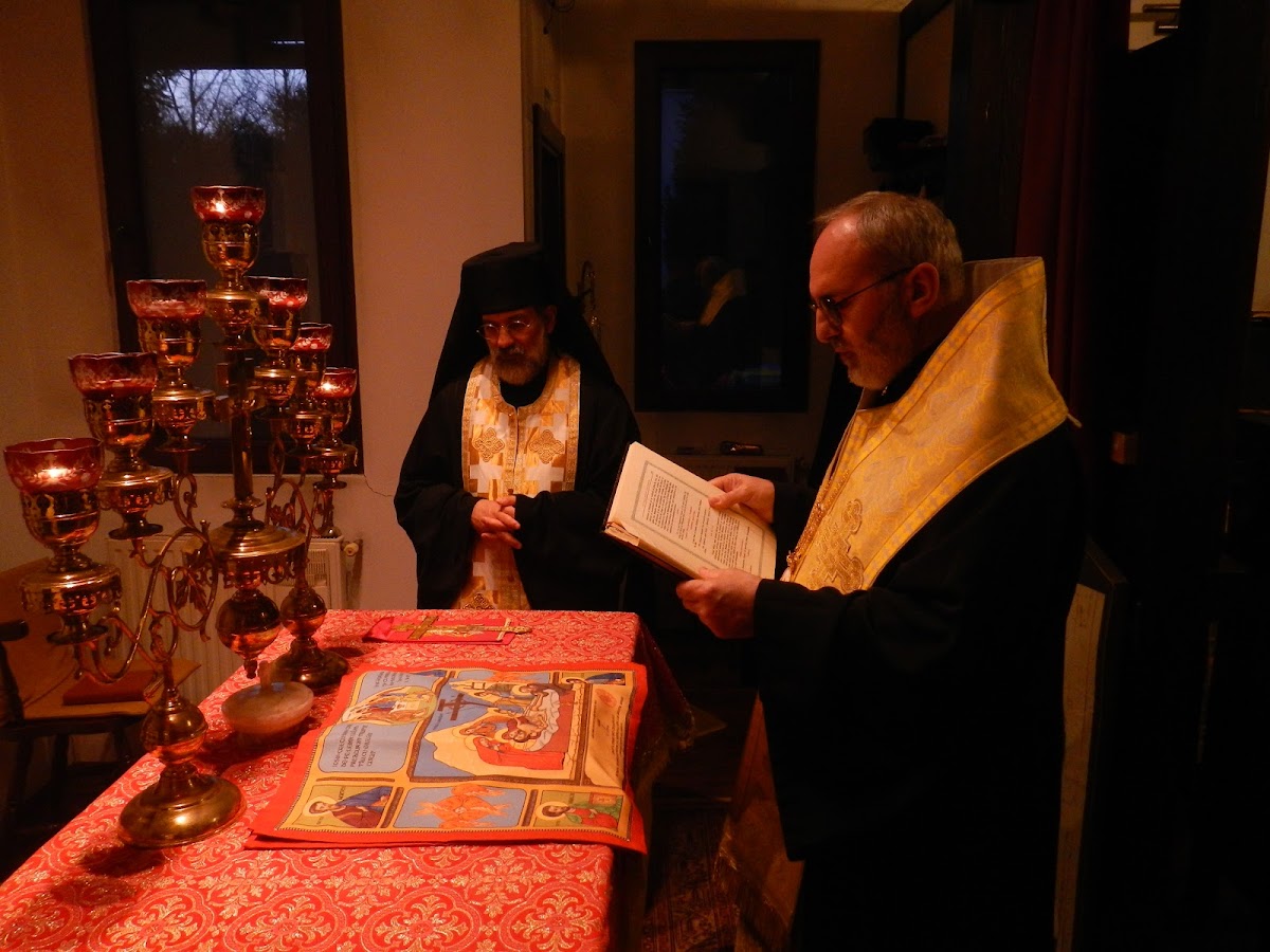 Comunitatea Monastică Preasfânta Treime - foto 4