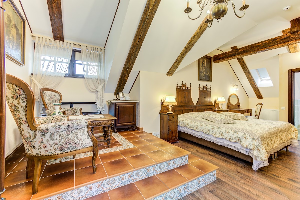 Conacul Ambient - foto 2