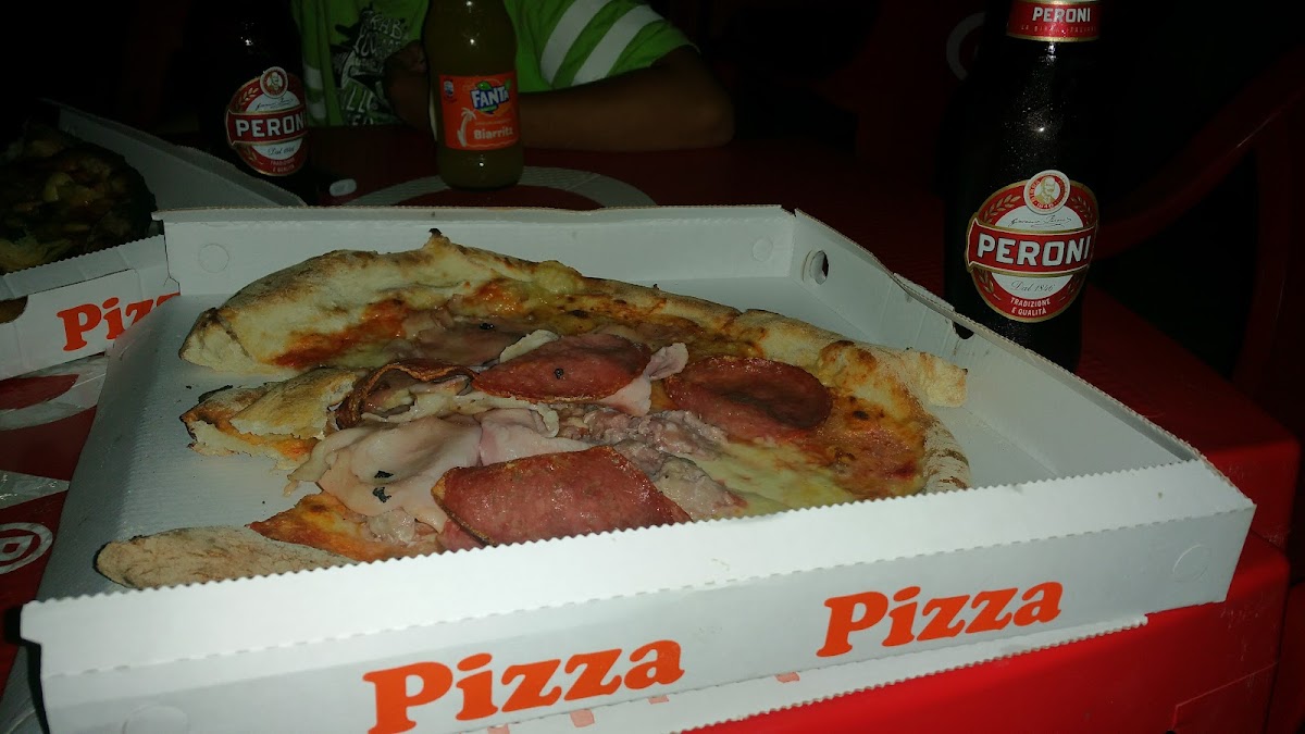 Conacul Lui' Manzatu - foto 5