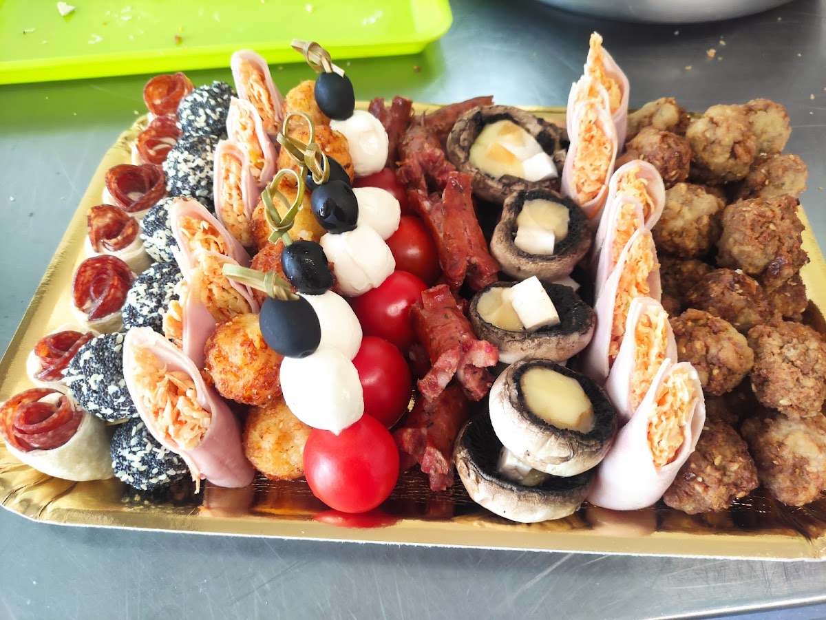 Cu Gust Domnesc - foto 4