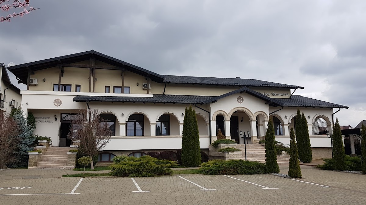 Curtea Bizantină