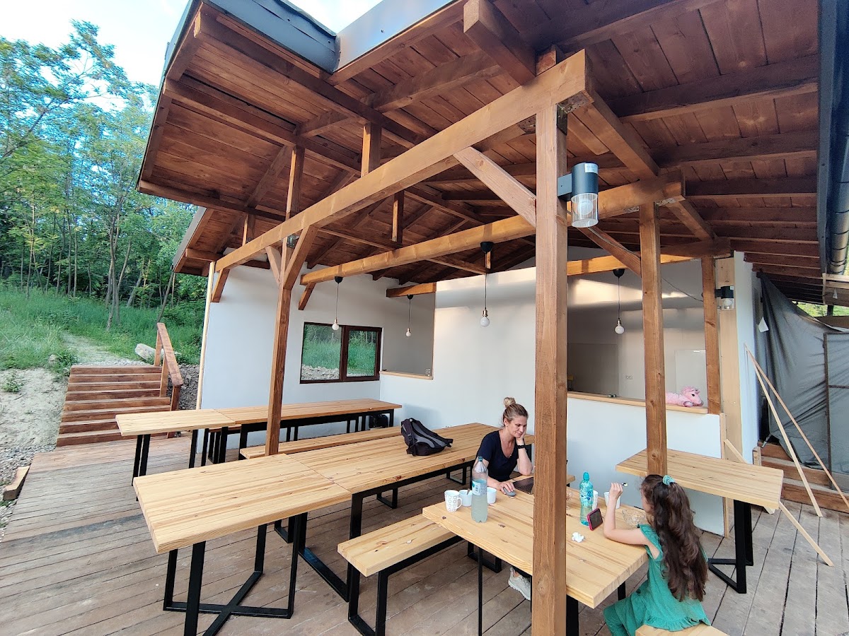 Deleni Retreat
