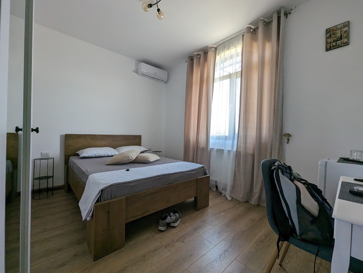 Denisa House