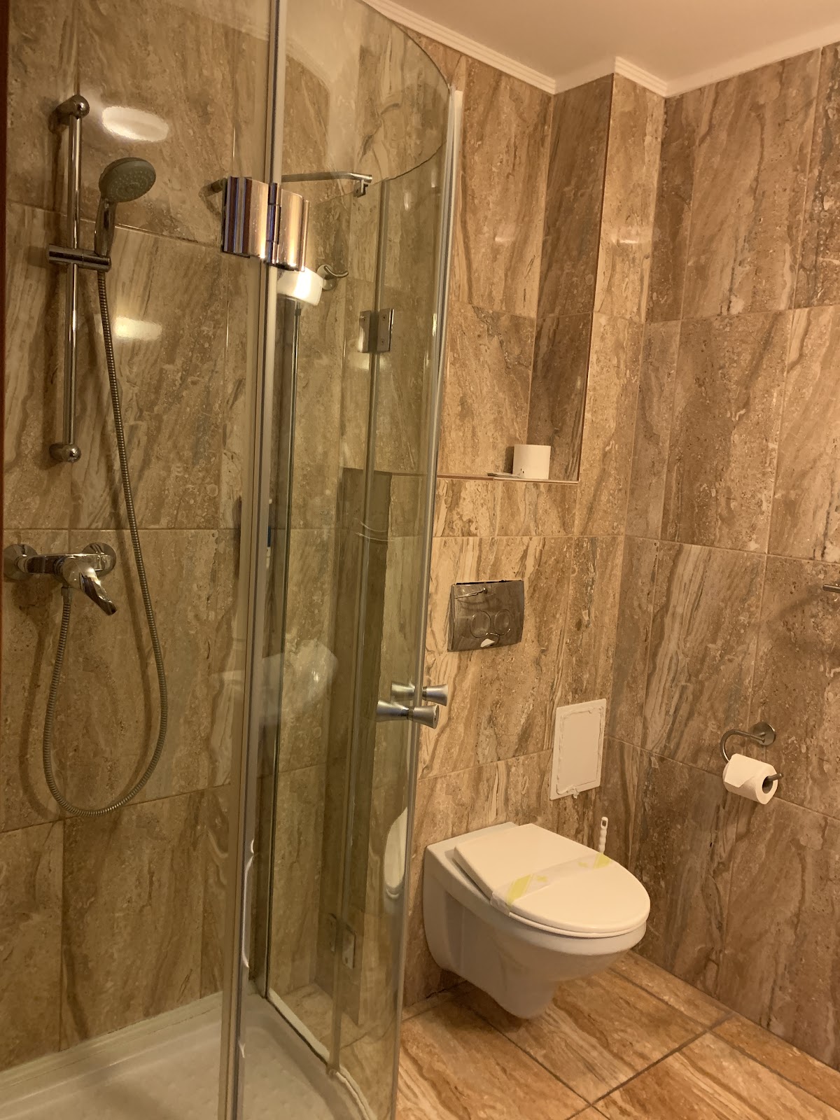 Dennis Hotel - foto 4