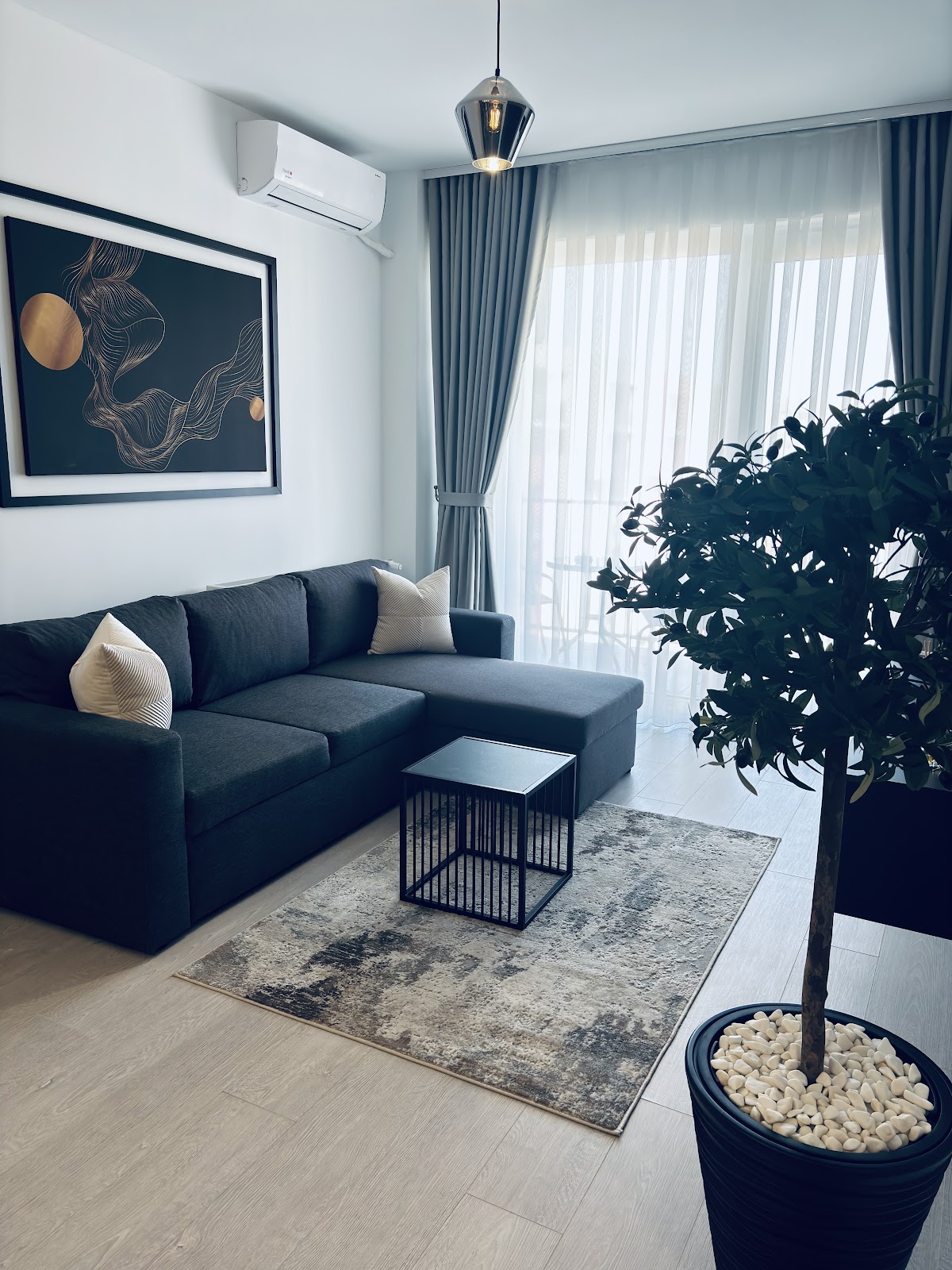 Diana Residence