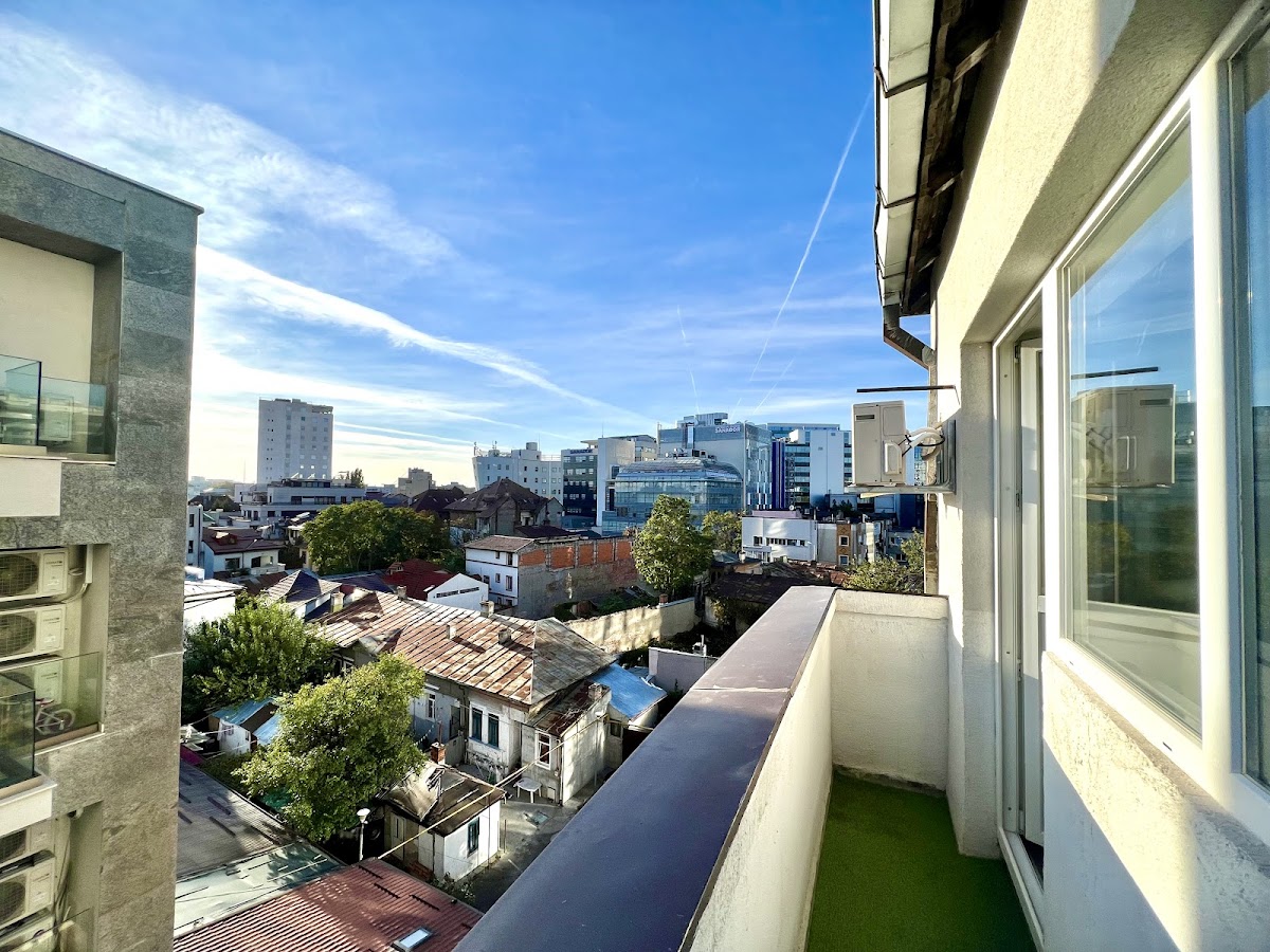 Downtown Victoria Apartments By CityBookings