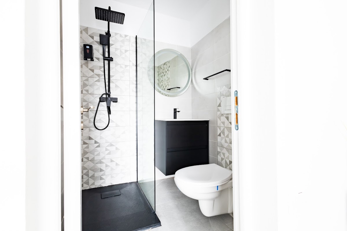 Downtown Victoria Studios By CityBookings