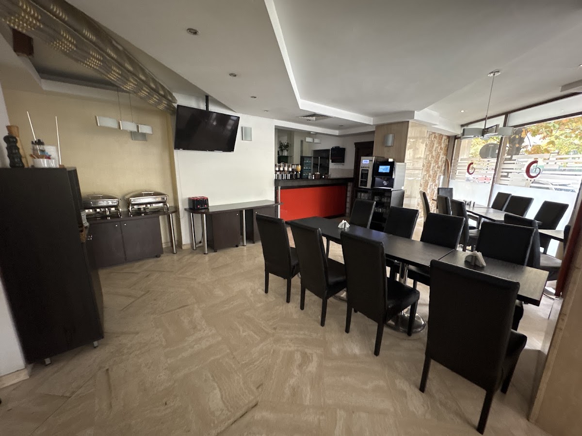 Duke Armeneasca Hotel