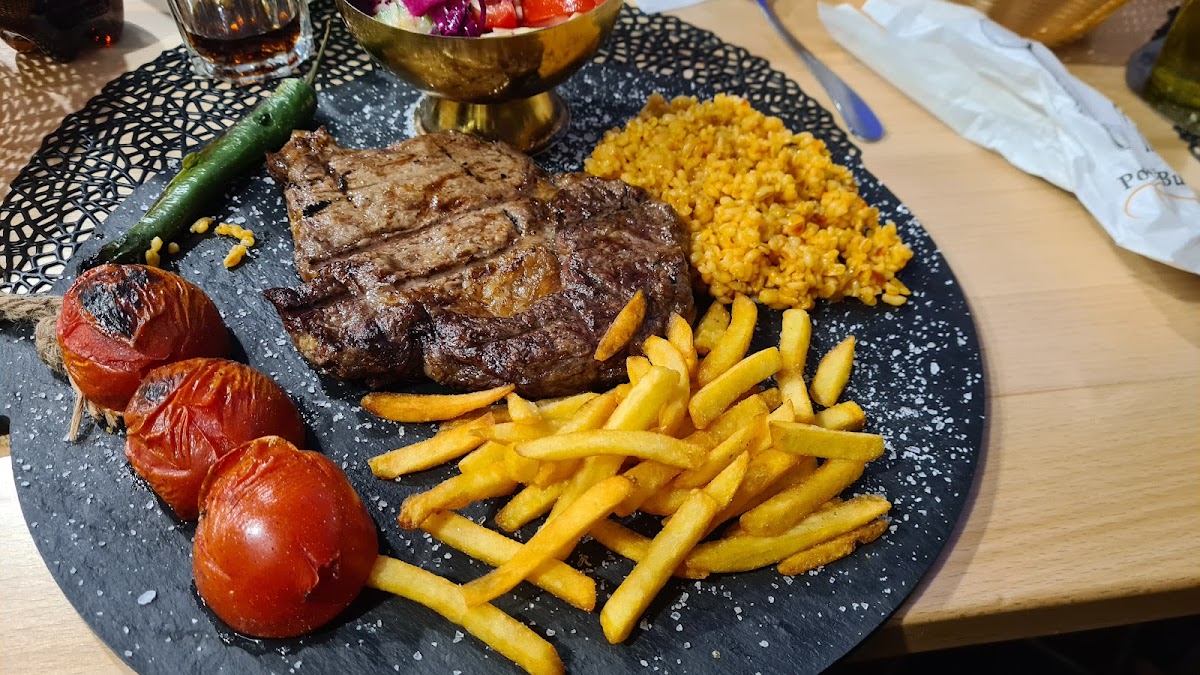 Efendi Aly Bar&Grill