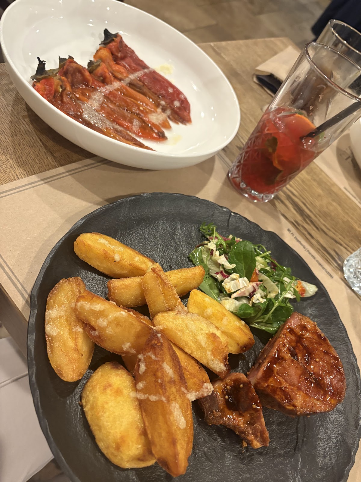 Euphoria Biergarten Arad - foto 3