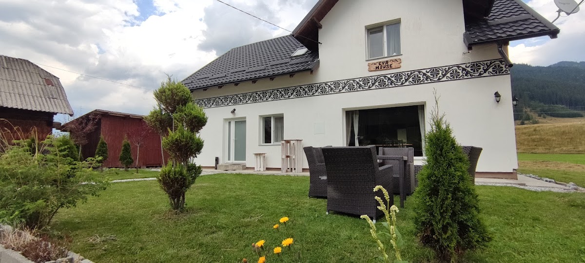 Eva House