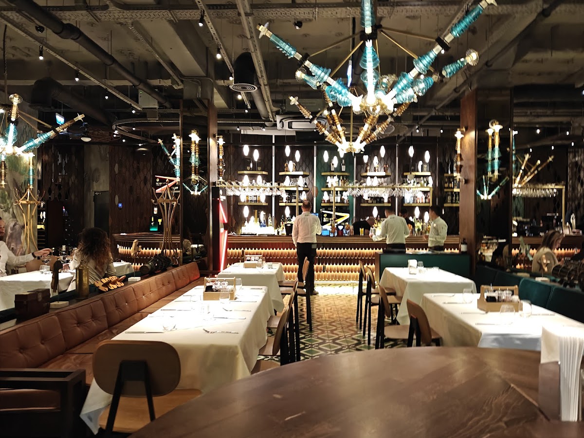 Fain Restaurant - foto 3