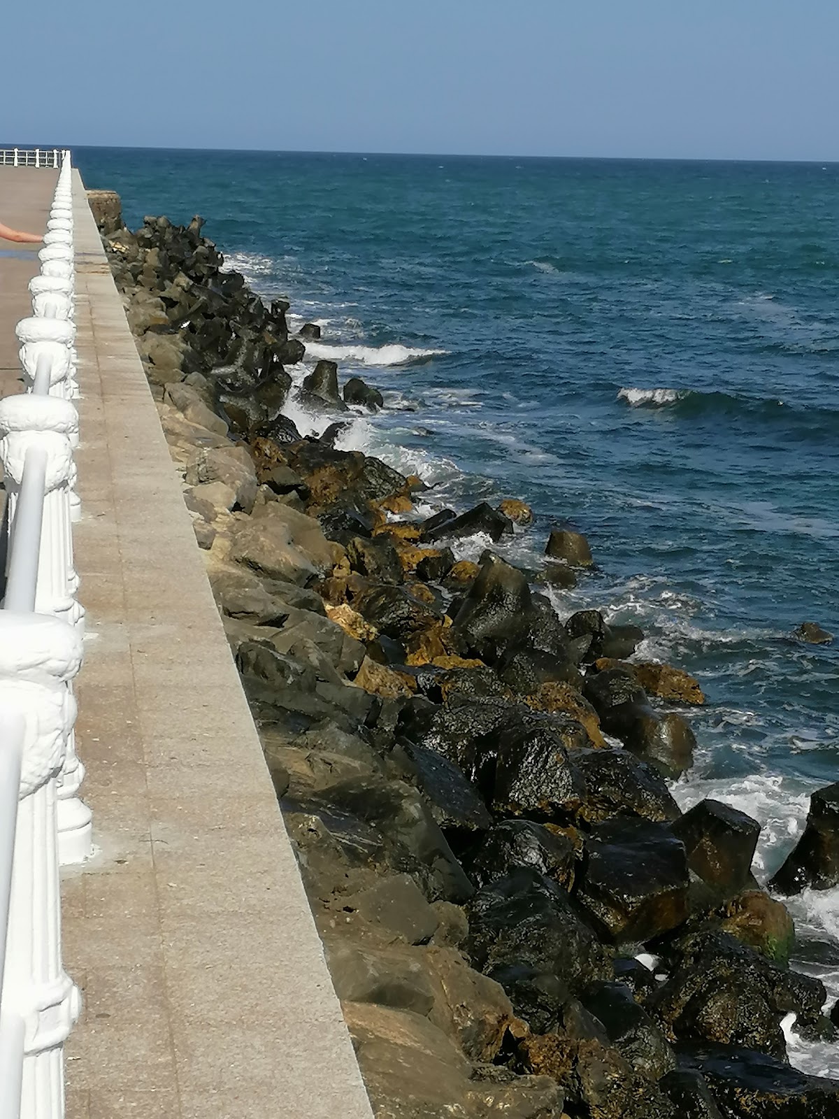 Faleza Cazinoului - foto 1