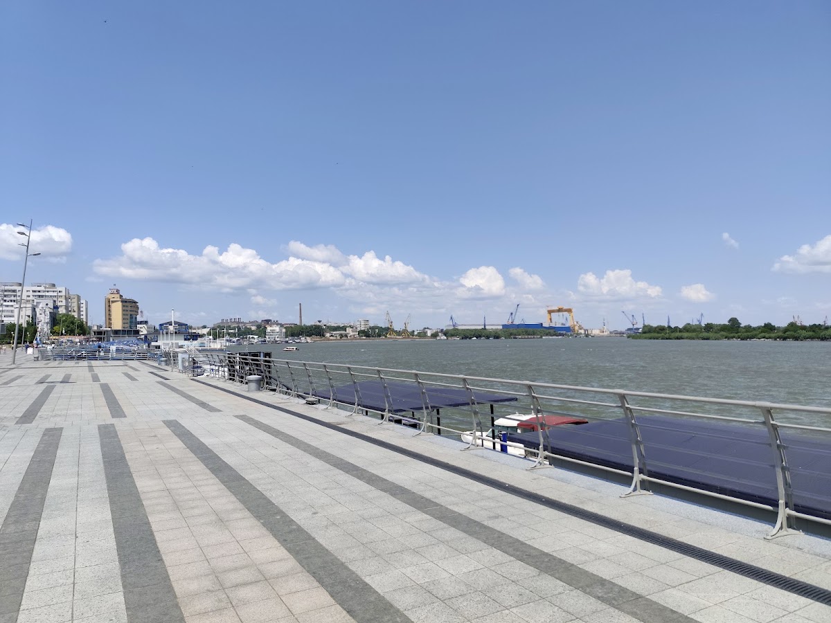 Faleza Tulcea - foto 2