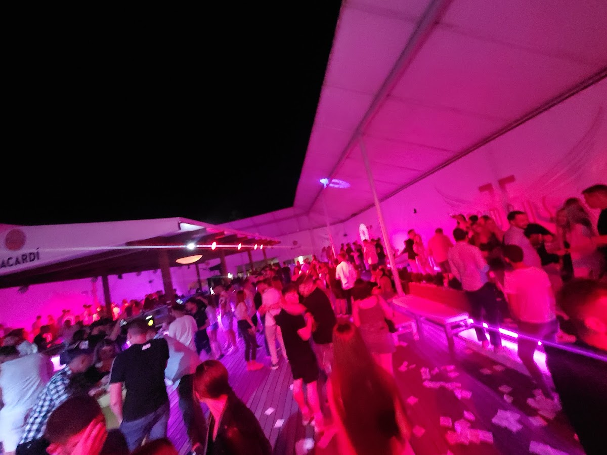 Famous Summer Club - foto 5