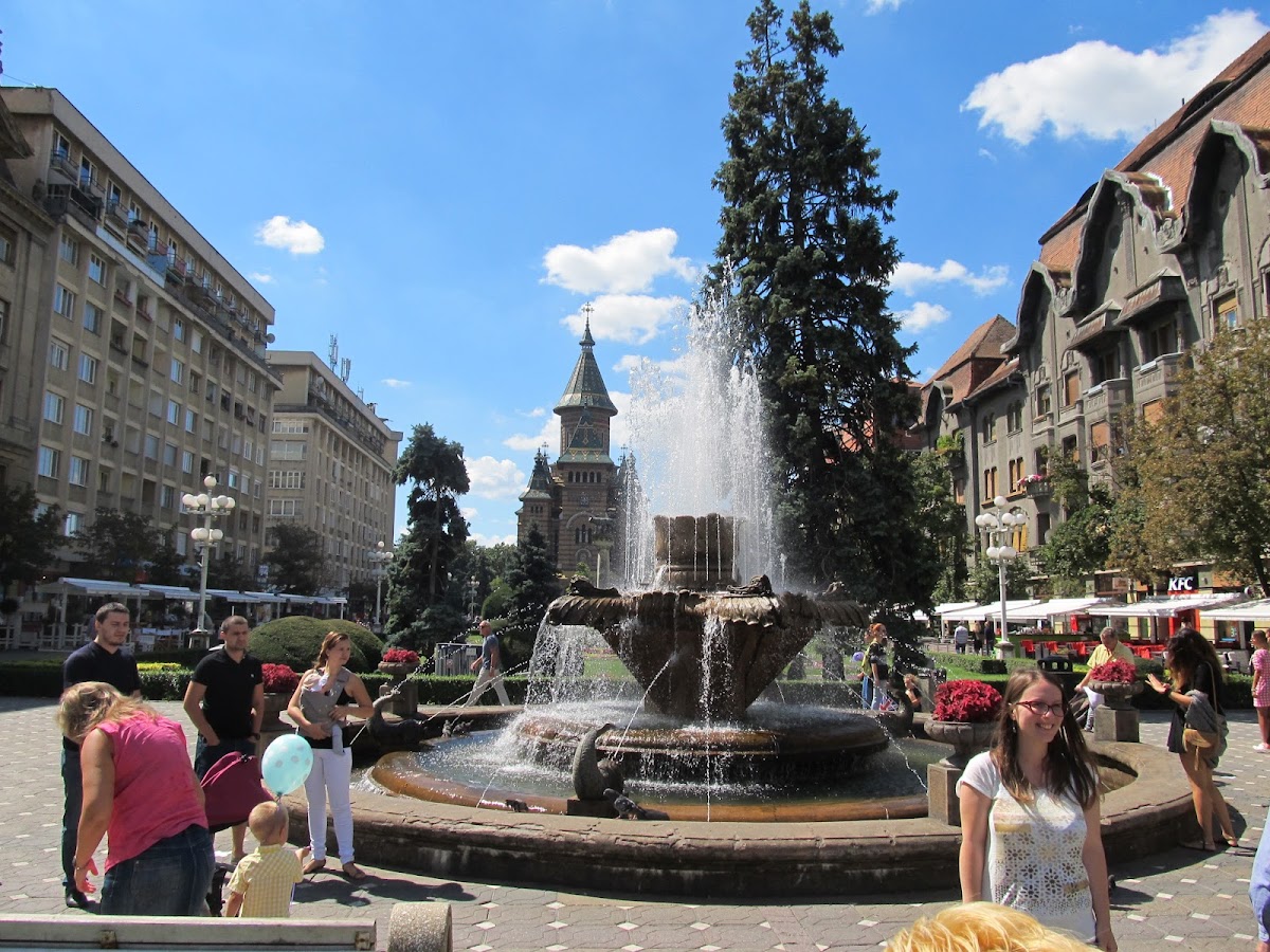 Fântâna cu Pești - foto 3