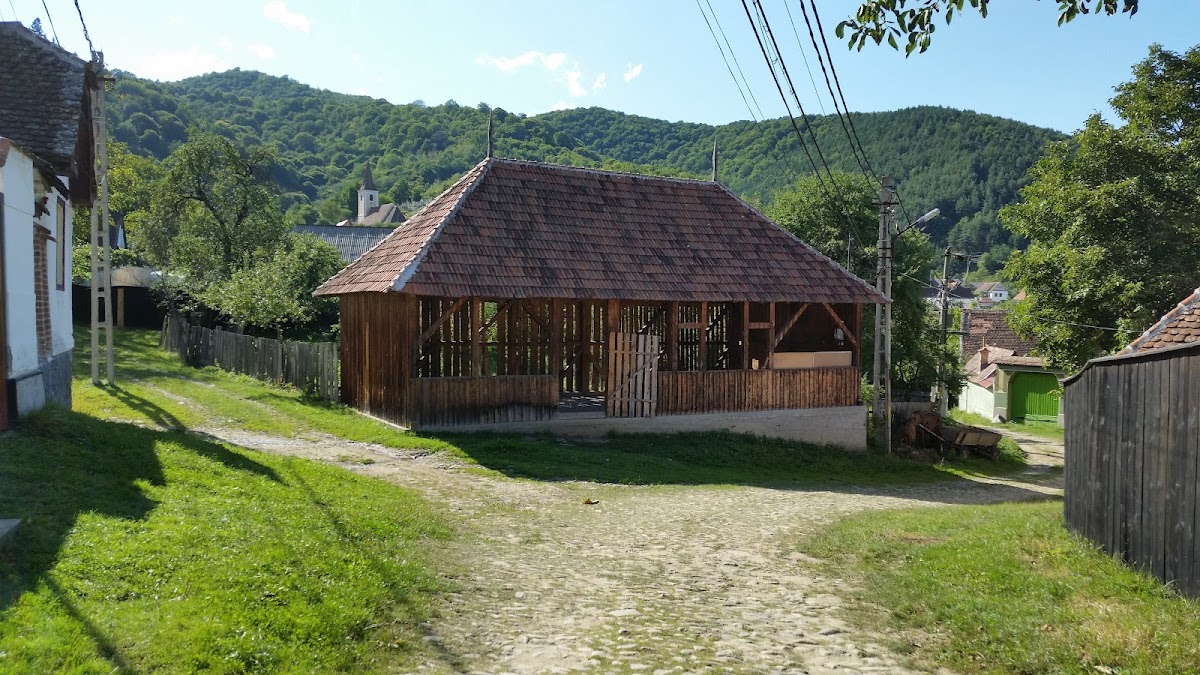 Fântânele - foto 2