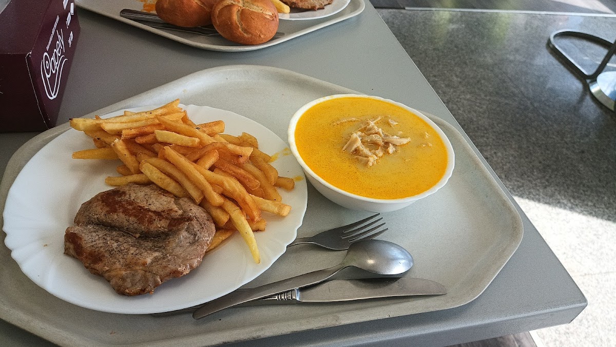 Fast Food Darnic - foto 5