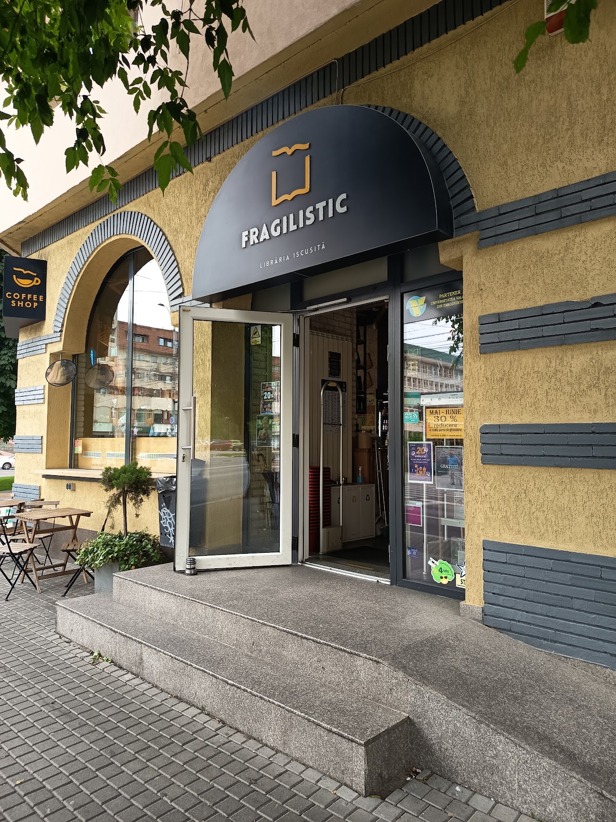 FRAGILISTIC Coffee Shop - foto 5
