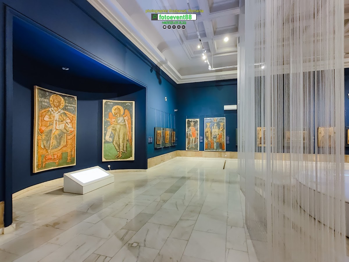 Galeria de Artă Veche Românească - foto 2