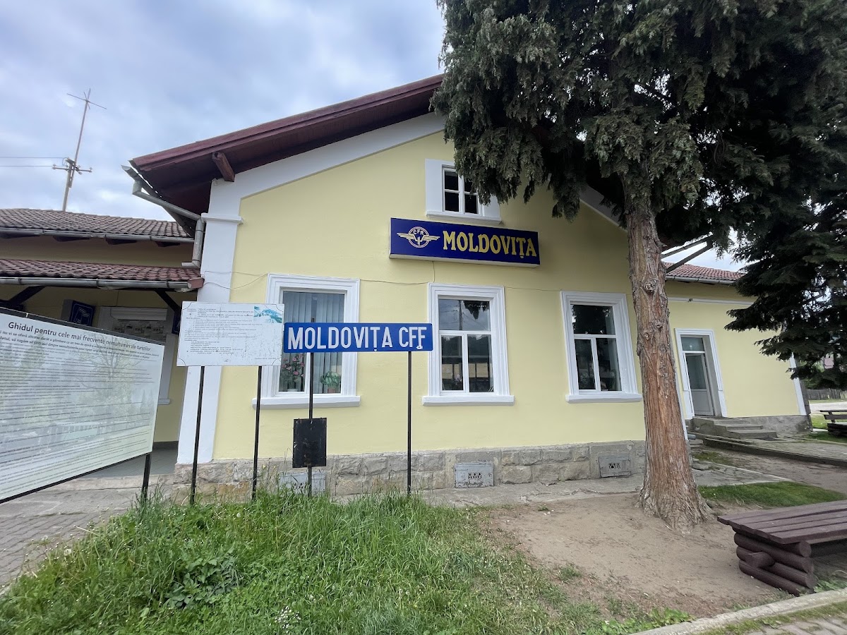 Gara Mocănița Huțulca, Moldovița - foto 5