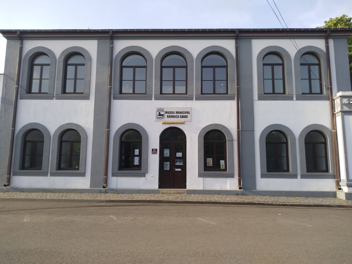 Gară Râmnicu Sărat - foto 2
