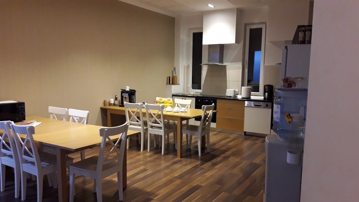 GIA Suites