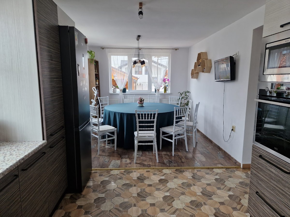 Gold Residence - Pensiune Ocna Mureș - foto 5