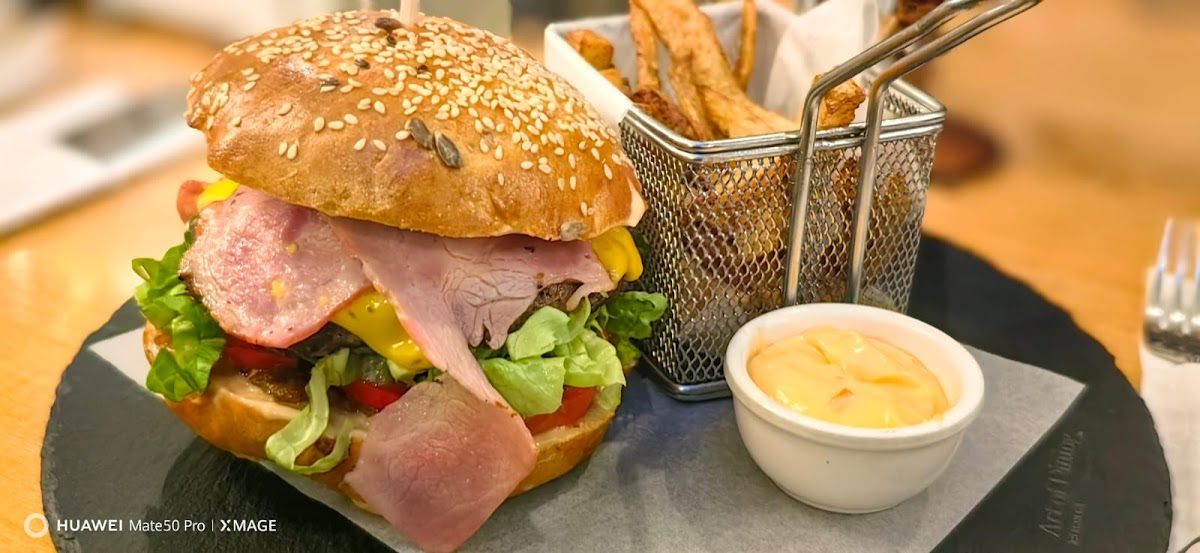 Gossip Cafe - foto 2
