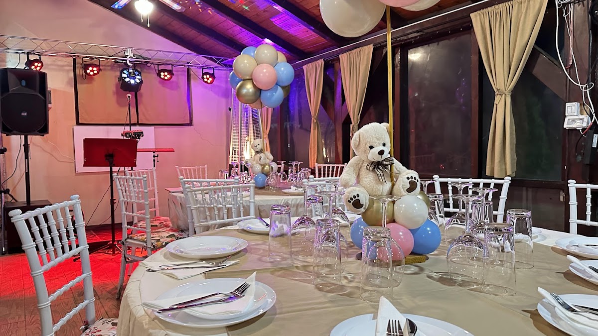 Gradina din Leordeni - foto 2