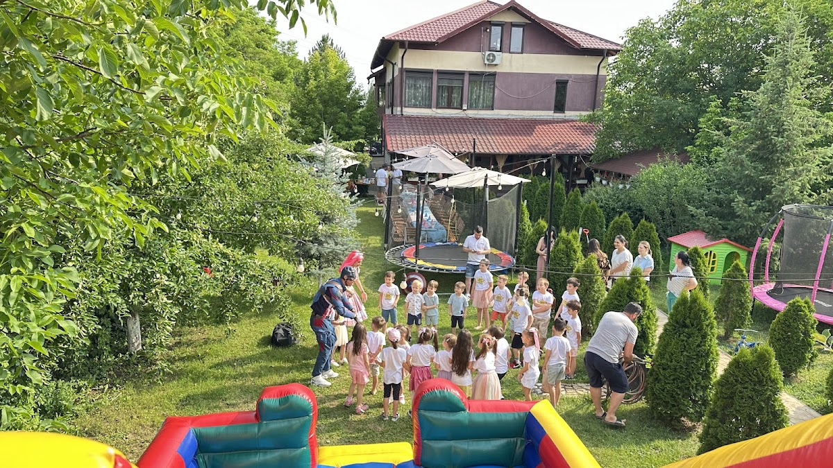 Gradina din Leordeni - foto 4