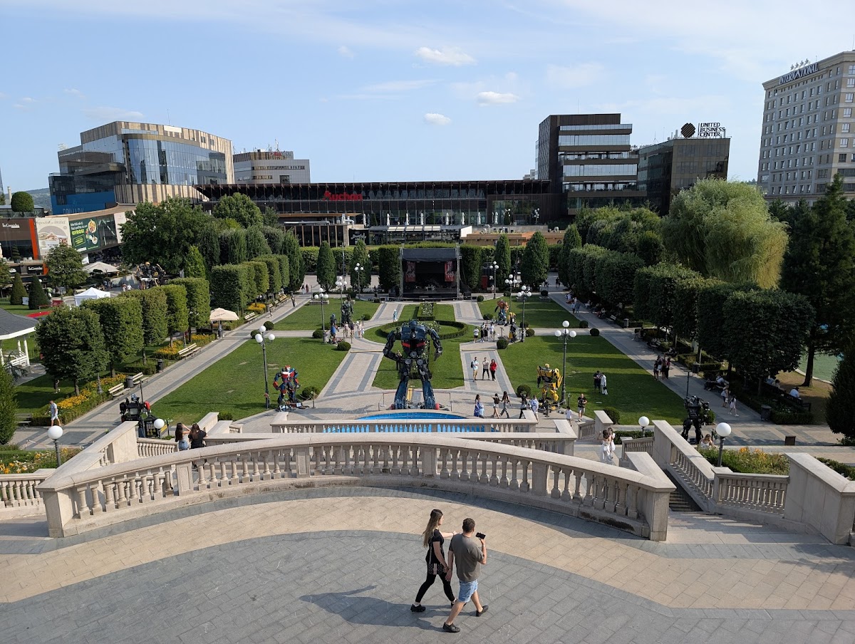 Grădina Publică "Palas" - foto 1