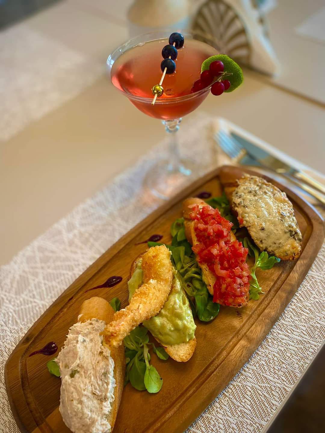 Graf Bistro Balș - foto 2