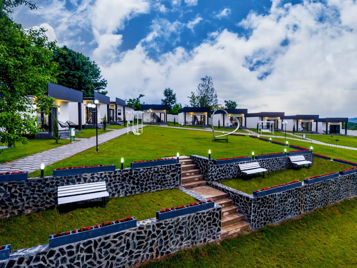 Green Heaven Resort