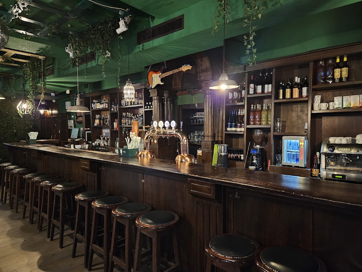 Green Pub Oradea - foto 4