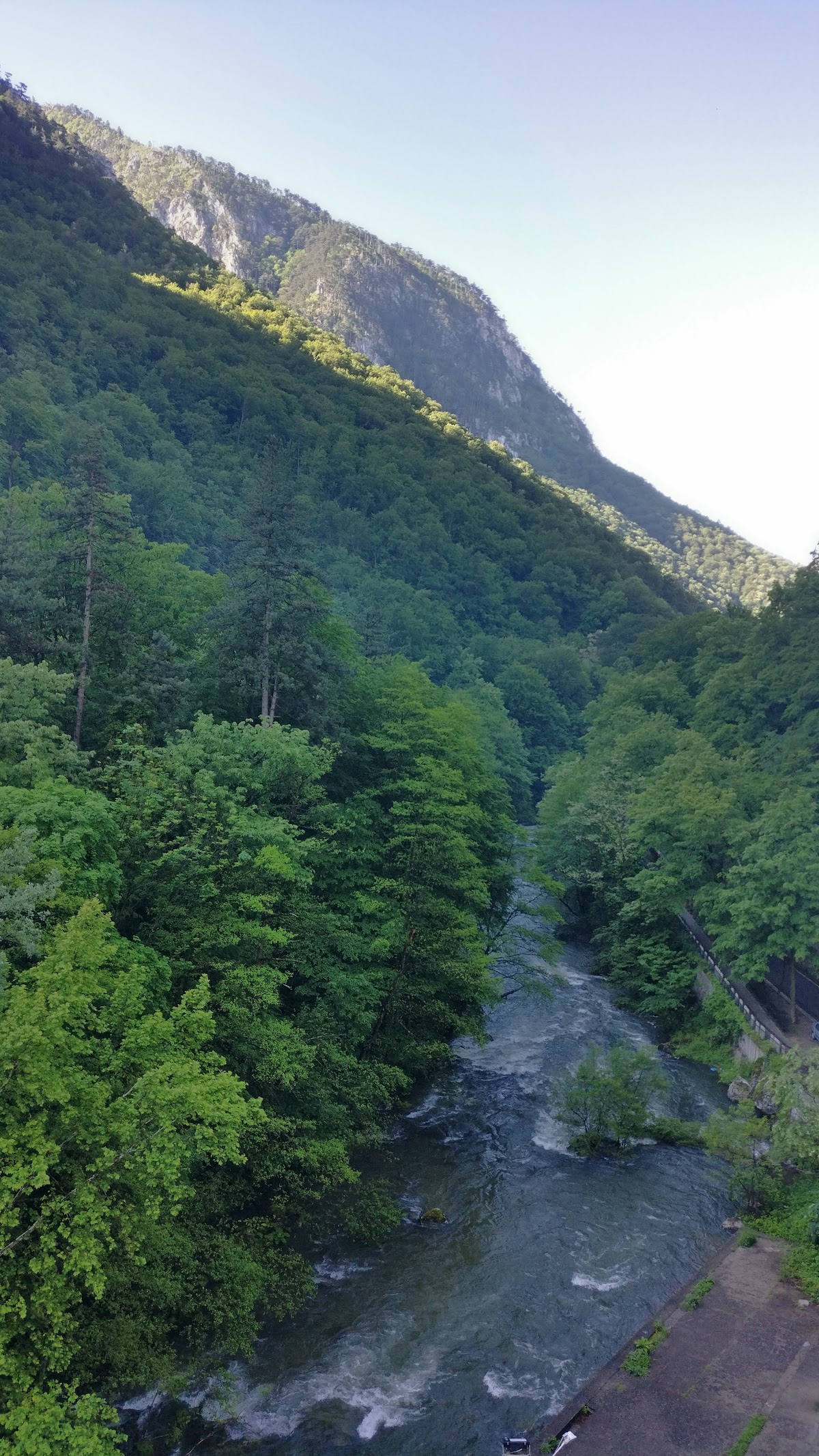 Grota cu Aburi - foto 5
