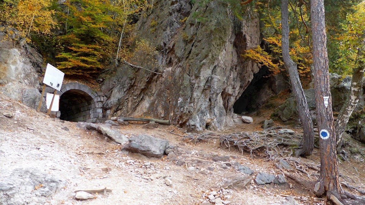 Grotte de Soufre - foto 2