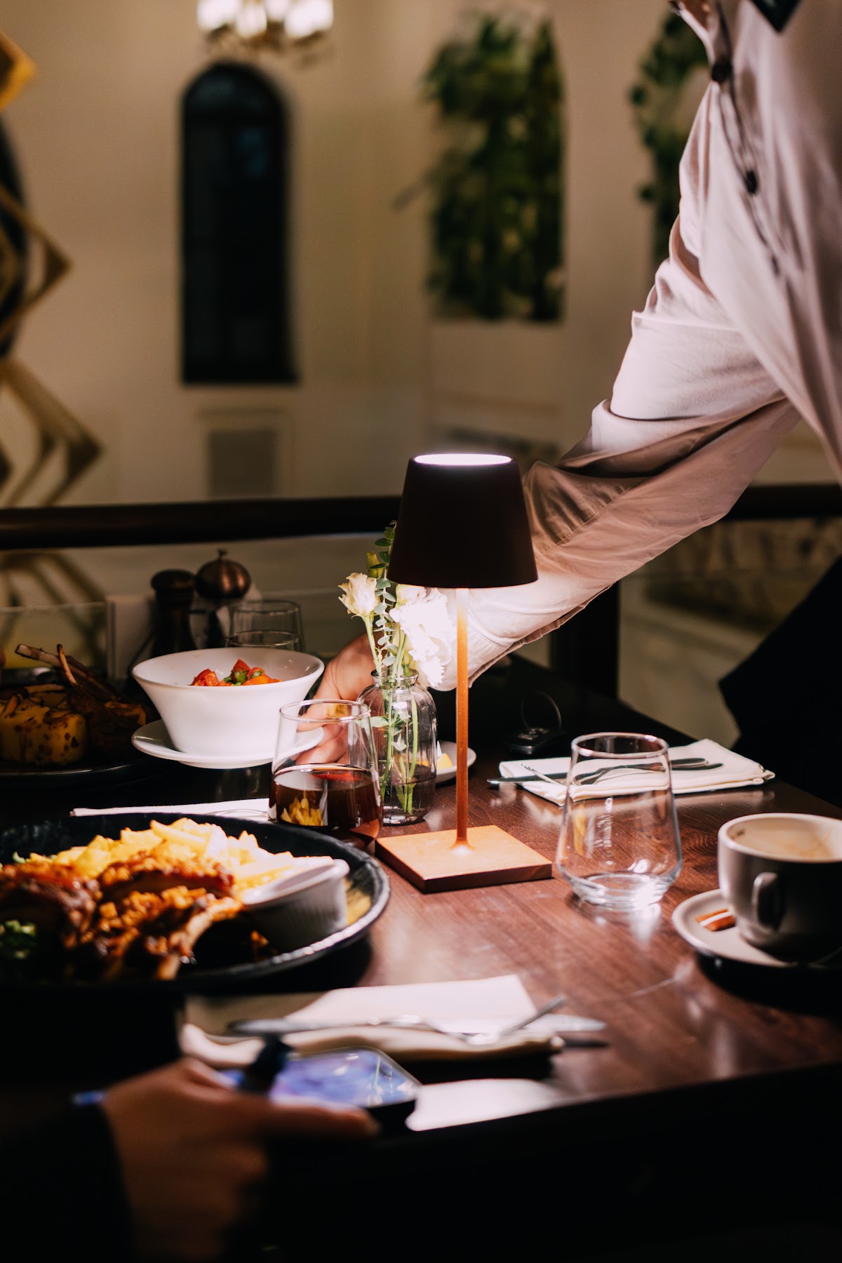 Hanu' Berarilor Casa Elena Lupescu - foto 4