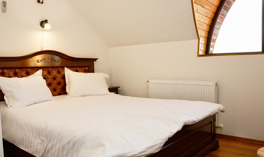 Hanu lui Gică - foto 5