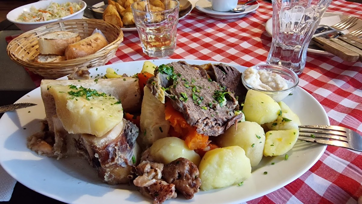 Hanul cu Noroc (Oradea) - foto 2