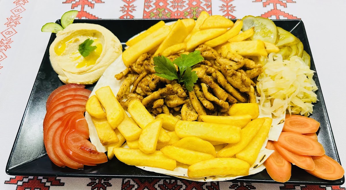 Hanul Dacic - foto 2