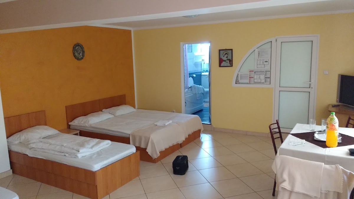 Hanul La Cetate - foto 5