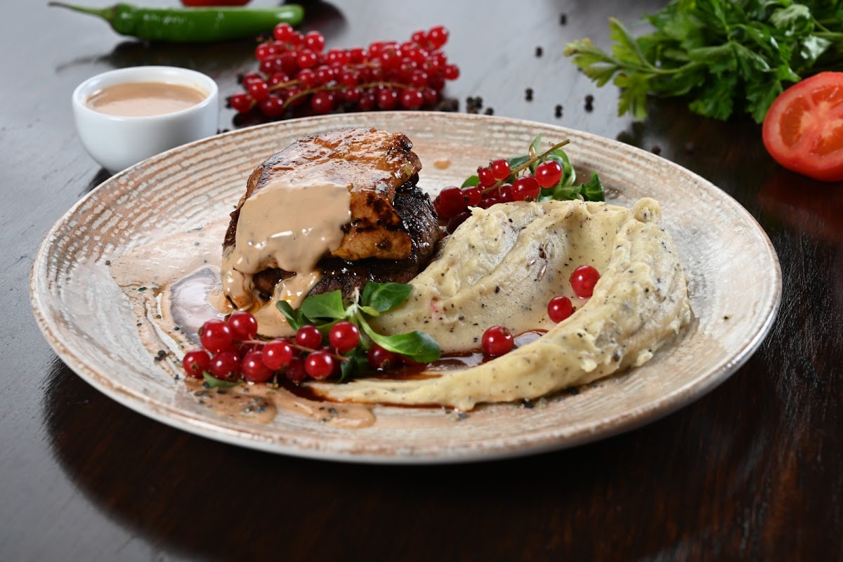 Hanul Moara cu Noroc - foto 2