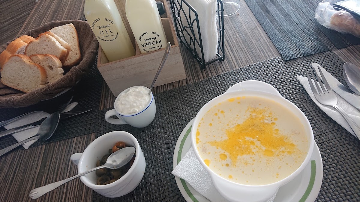 Hanul Pieței - foto 1