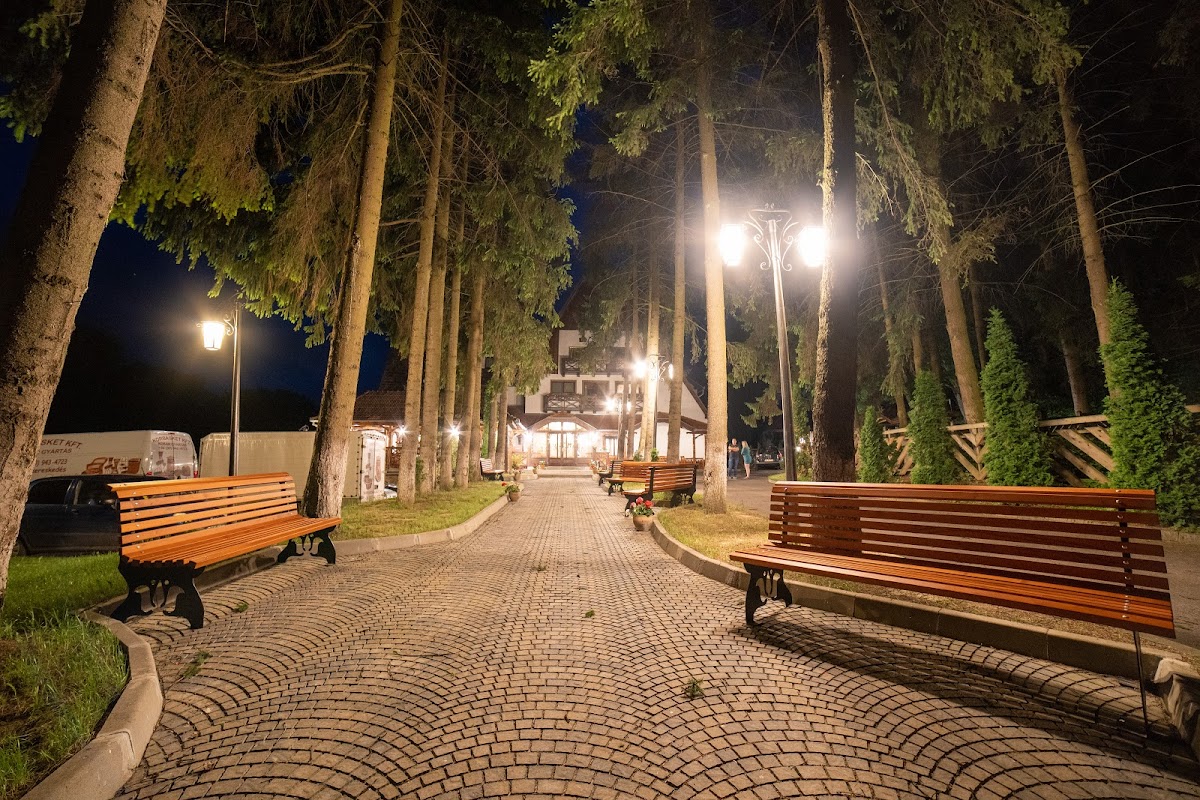 Hanul Árcsó Fogadó - foto 1