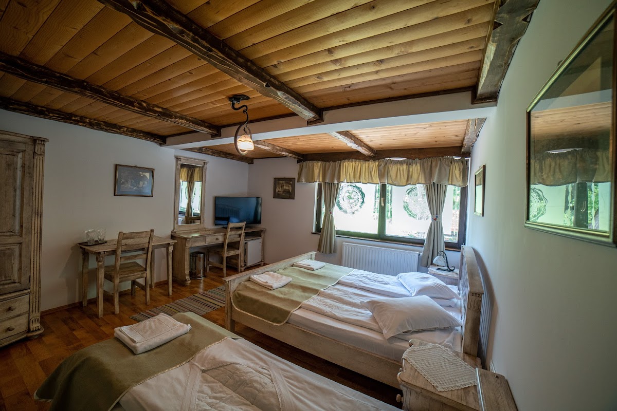 Hanul Árcsó Fogadó - foto 2