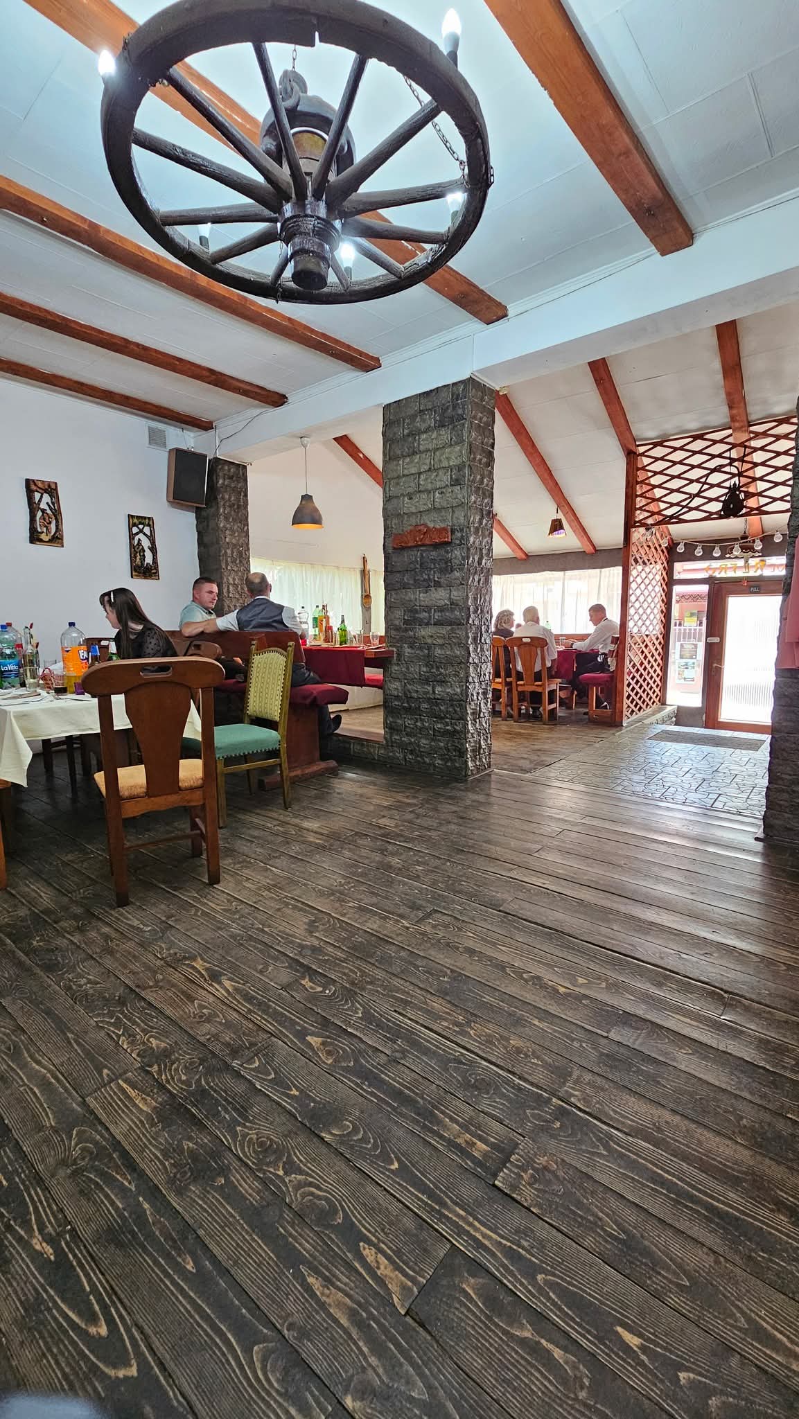 Hanul Retro - foto 5