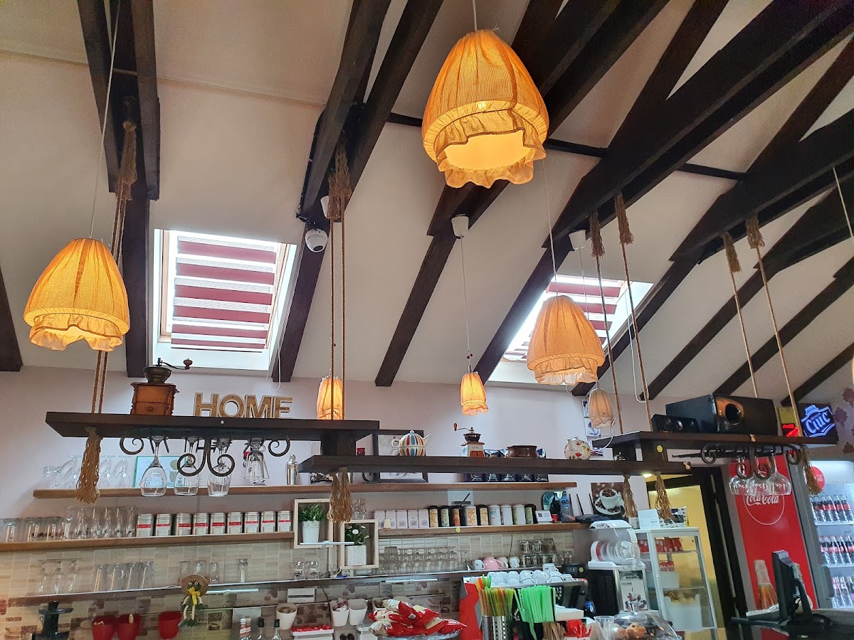 HappyCafe Codlea - foto 1