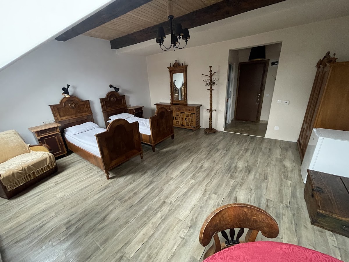 Hena Guest House