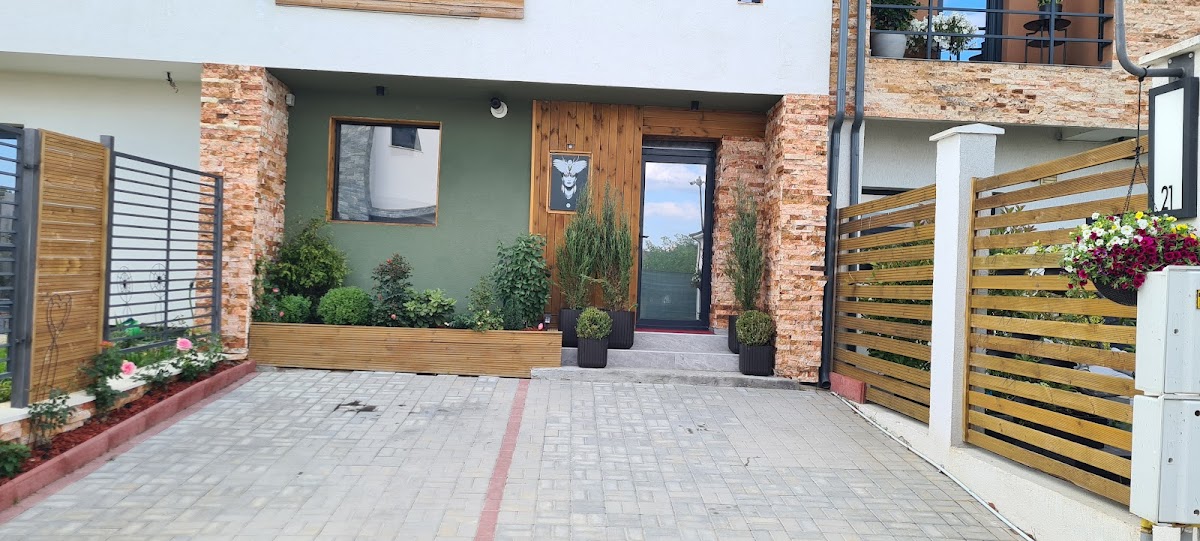 High Living, Chitila